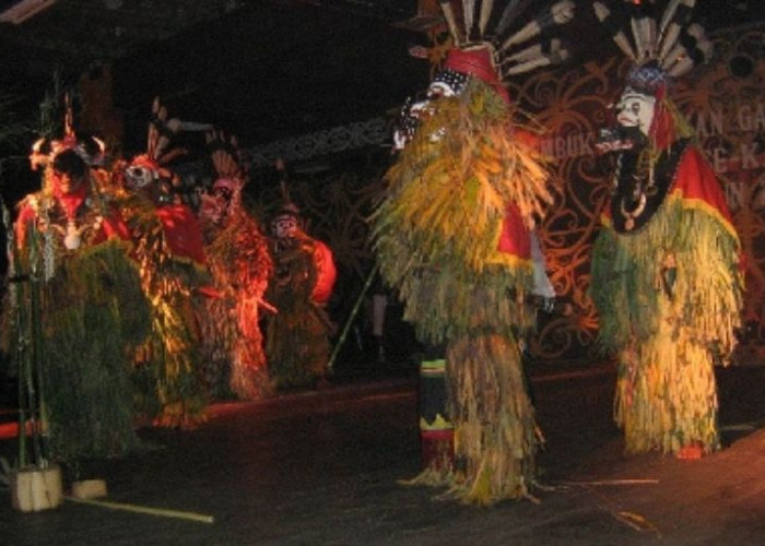 Ritual Tiwah, Upacara Sakral Pengantaran Arwah Suku Dayak ke Sandung