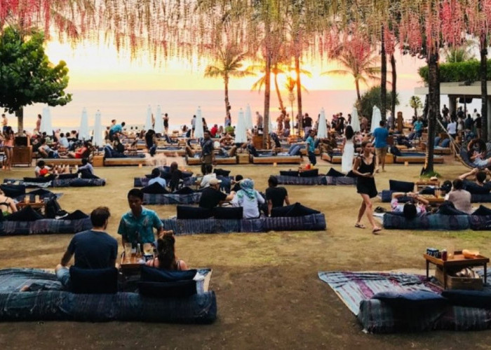 Potato Head Beach Club: Tempat Santai Terbaik di Seminyak Bali