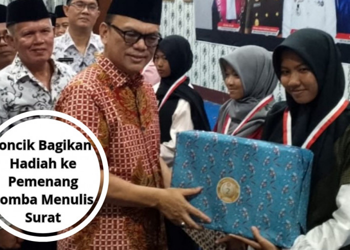 Joncik Bagikan Hadiah ke Pemenang Lomba Menulis Surat 