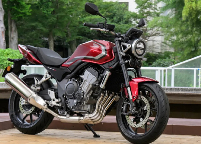 Honda CB400 Super Four E-Clutch Tembus 12.000 RPM, Bobot Turun 14 Kg