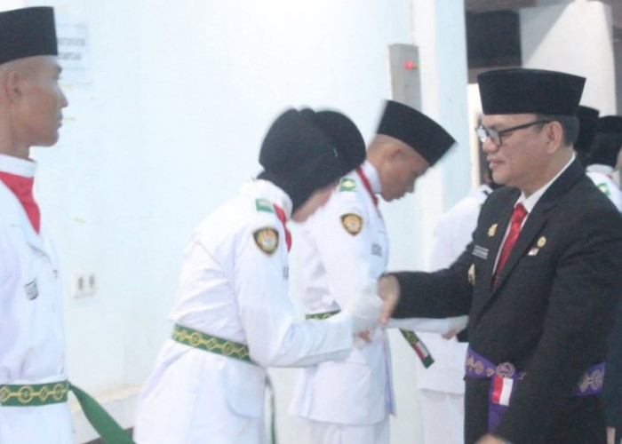 Joncik Kukuhkan Paskibraka Empat Lawang: Tugas Mulia untuk Harumkan Daerah dan Tanamkan Nasionalisme
