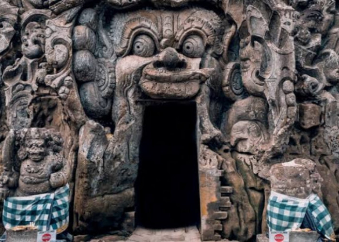 Candi Goa Gajah, Mengungkap Misteri Situs Pura Bersejarah di Bali