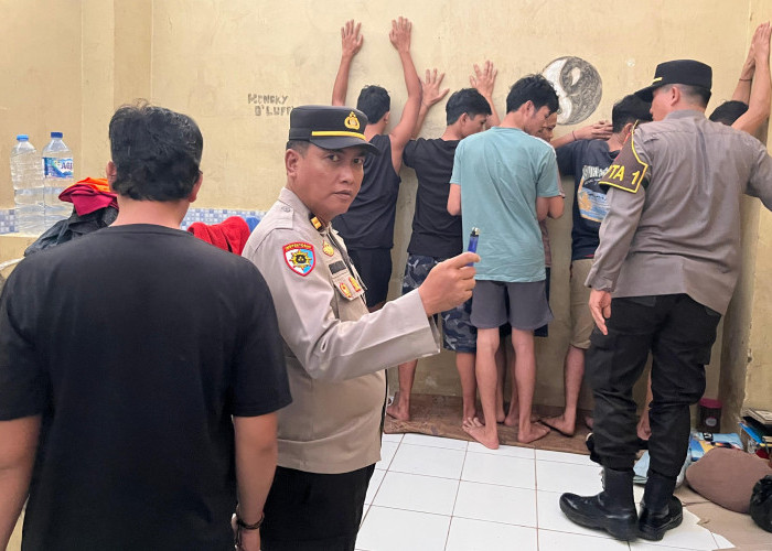 Razia Mendadak di Sel Tahanan, Polres Empat Lawang Sita Barang Terlarang Demi Cegah Gangguan Keamanan