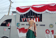 Mobil Hias Lapas Empat Lawang Curi Perhatian di Pawai HUT RI ke-81