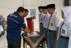 Kepala SMKN 1 Empat Lawang Resmi Lantik Pengurus OSIS dan MPK Periode 2026, Tekankan Jiwa Kepemimpinan Siswa