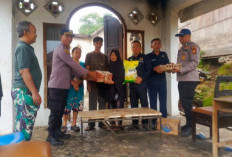 Polsek Ulu Musi Salurkan Bansos untuk Korban Kebakaran di Padang Tepong, Wujud Kepedulian Polri