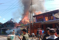 Empat Lawang Berduka, Kebakaran Hebat di Desa Lingge, 13 Rumah Dilalap Api, Kerugian Tembus Rp4,5 Miliar