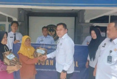Lapas Empat Lawang Salurkan Bantuan Sosial kepada Warga Sekitar dan Keluarga Warga Binaan