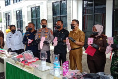 Bersama Forkopimda, Lapas Empat Lawang Ikut Pemusnahan Barang Bukti Perkara Inkracht 2025