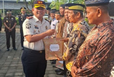  Kalapas Empat Lawang Hadiri Upacara Hari Bhayangkara ke-80, Tegaskan Sinergi Lapas dan Polri Semakin Solid